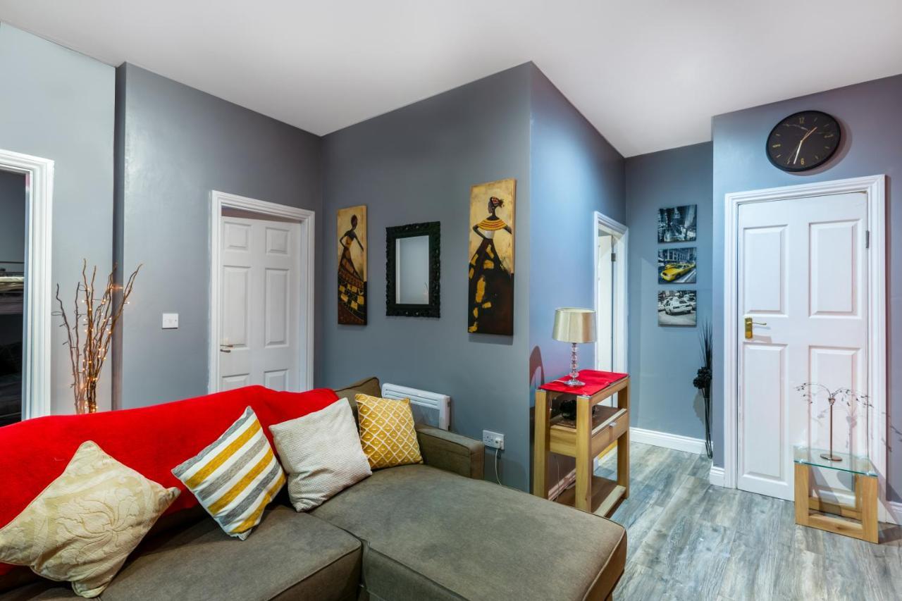 Stockton Town Centre Spacious Apartment Free Parking And Wifi Екстер'єр фото
